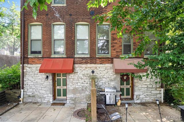 2221-2223 Rutger Street, St Louis, MO 63104