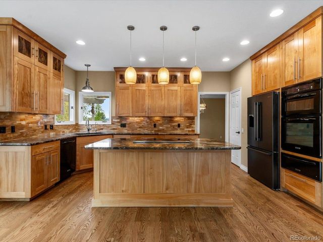 5566 S Lewiston St, Centennial, CO 80015