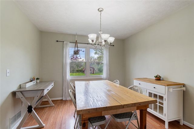 7747 Roder Parkway, Ontario, NY 14519
