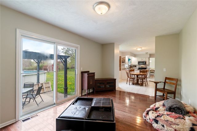 7747 Roder Parkway, Ontario, NY 14519
