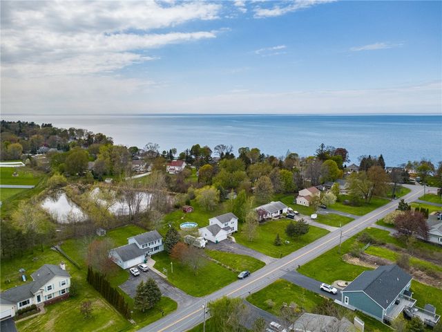 7747 Roder Parkway, Ontario, NY 14519