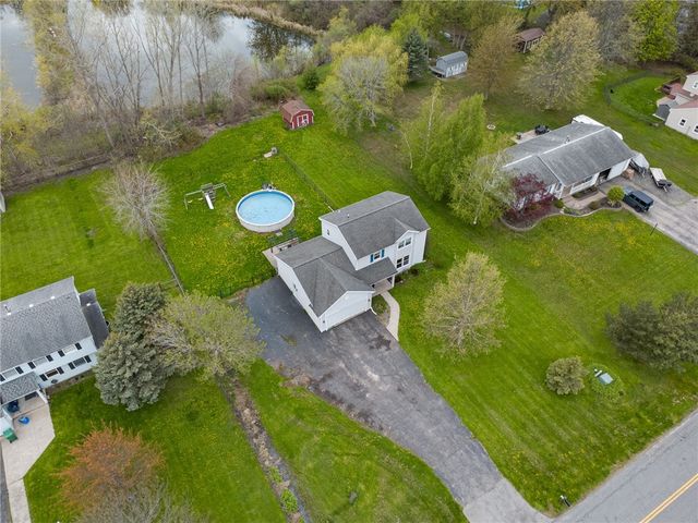 7747 Roder Parkway, Ontario, NY 14519