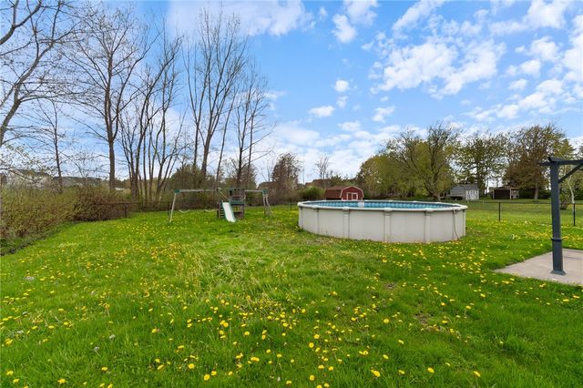 7747 Roder Parkway, Ontario, NY 14519