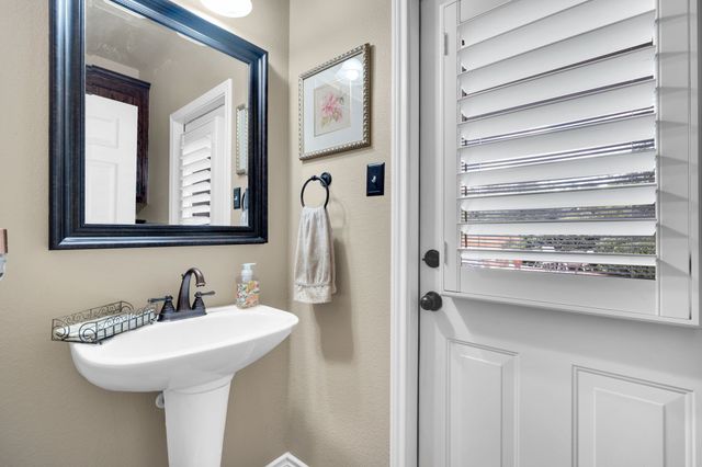 4240 Monroe Drive, Midlothian, TX 76065