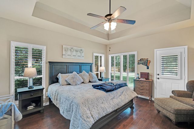 4240 Monroe Drive, Midlothian, TX 76065