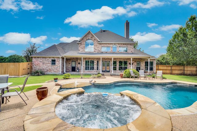 4240 Monroe Drive, Midlothian, TX 76065