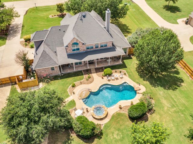 4240 Monroe Drive, Midlothian, TX 76065