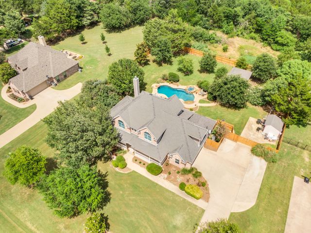 4240 Monroe Drive, Midlothian, TX 76065