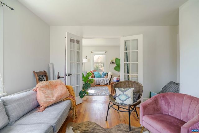 1147 MERIWETHER ST, Charlottesville, VA 22902