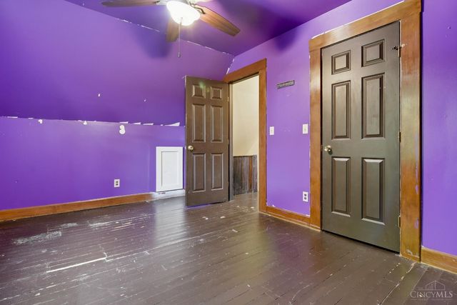 3070 Wardall Avenue, Cincinnati, OH 45211