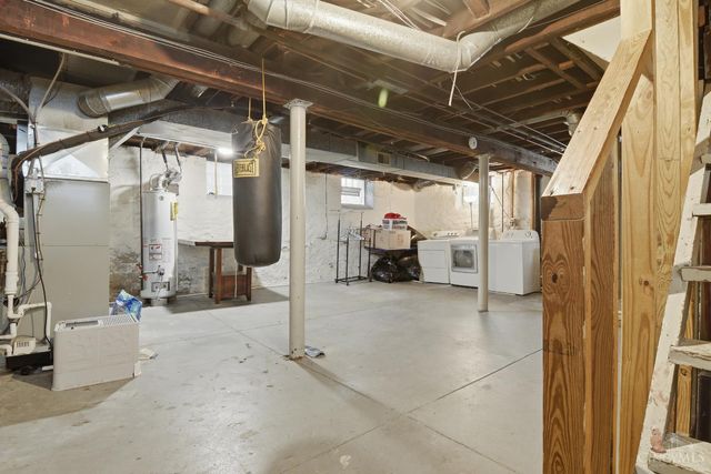 3070 Wardall Avenue, Cincinnati, OH 45211