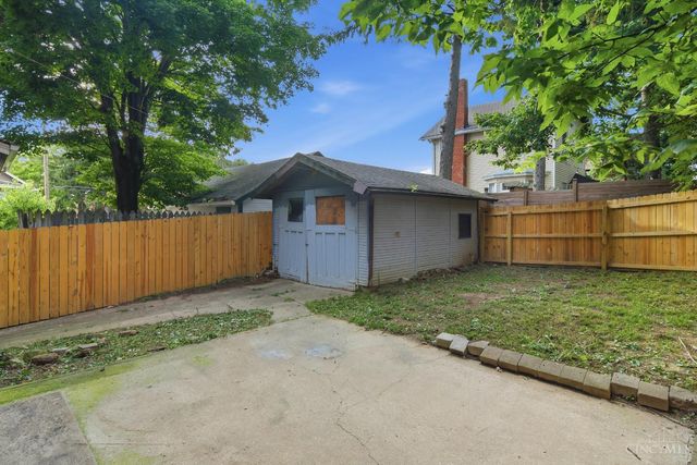 3070 Wardall Avenue, Cincinnati, OH 45211