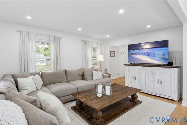 10100 Contessa Ct, Glen Allen, VA 23060