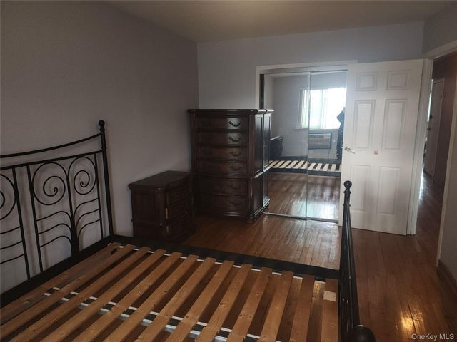 65-08 77 Street 2, Middle Village, NY 11379