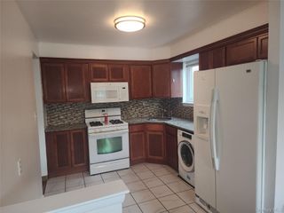 65-08 77 Street 2, Middle Village, NY 11379