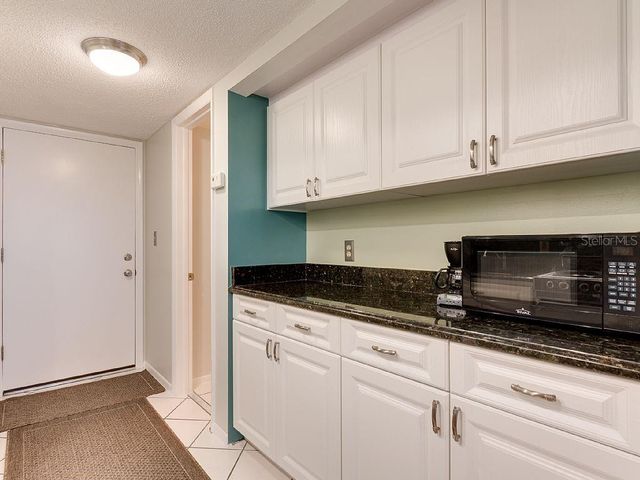 4725 COVE CIRCLE 906, St Petersburg, FL 33708