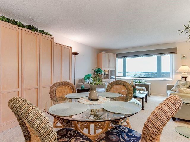 4725 COVE CIRCLE 906, St Petersburg, FL 33708