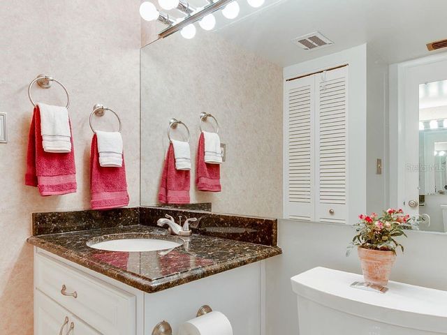 4725 COVE CIRCLE 906, St Petersburg, FL 33708