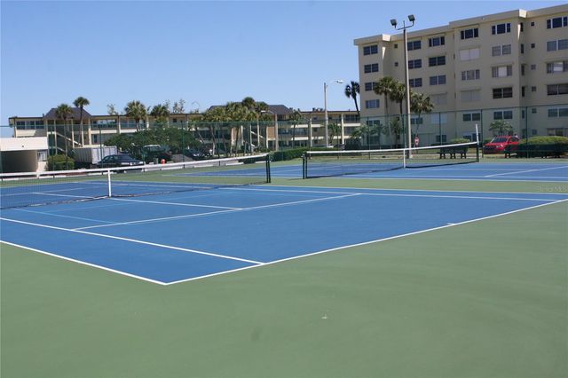 4725 COVE CIRCLE 906, St Petersburg, FL 33708