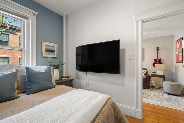 76 Phillips Street 3, Boston, MA 02114