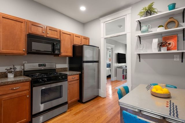 76 Phillips Street 3, Boston, MA 02114