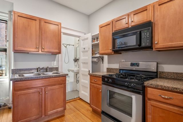 76 Phillips Street 3, Boston, MA 02114