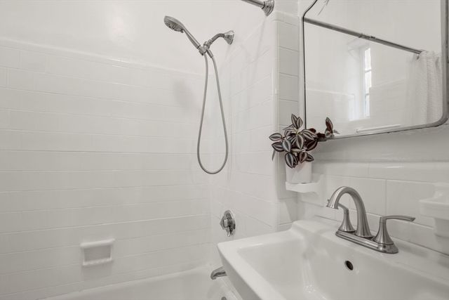 76 Phillips Street 3, Boston, MA 02114