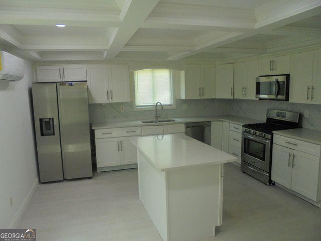 51 Overbrook Drive, Smyrna, GA 30082