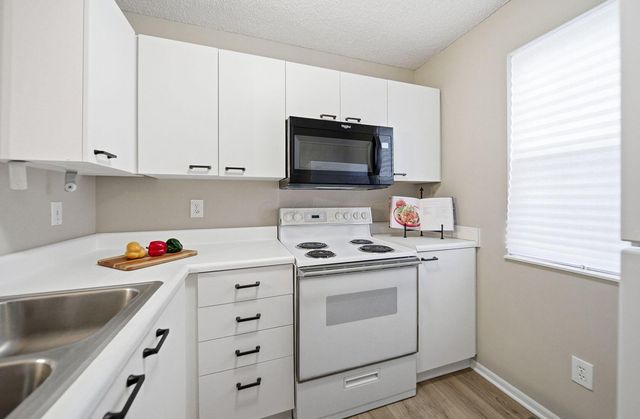 168 Macfalls Way, 16C, Blacklick, OH 43004