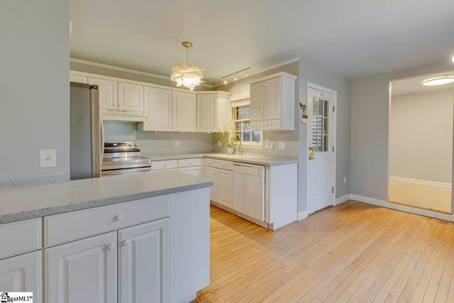 5 Cahu Drive, Taylors, SC 29687