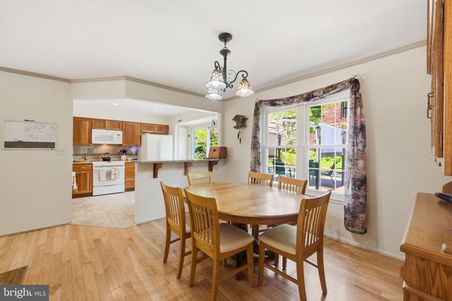9509 SNYDER MILL CT, Montgomery Village, MD 20886