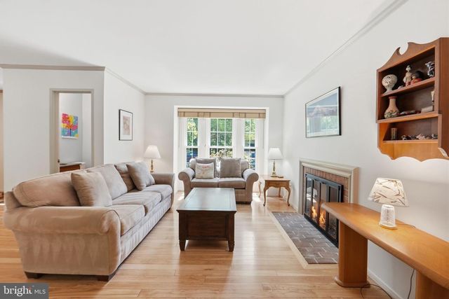 9509 SNYDER MILL CT, Montgomery Village, MD 20886