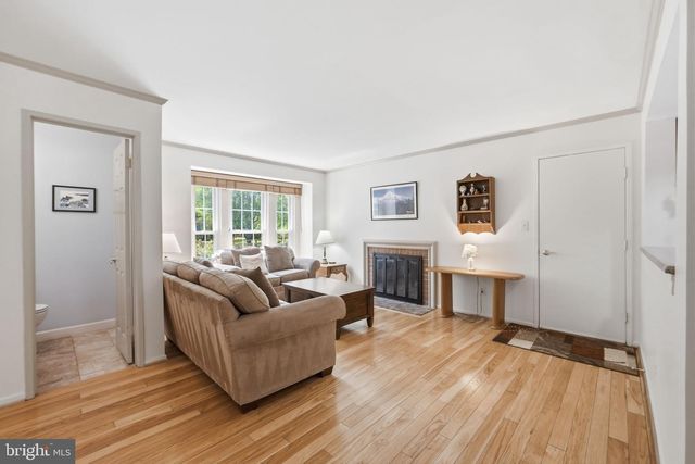 9509 SNYDER MILL CT, Montgomery Village, MD 20886