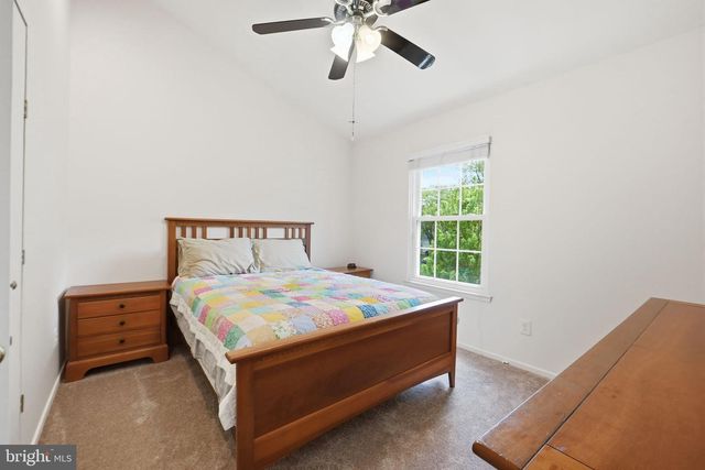 9509 SNYDER MILL CT, Montgomery Village, MD 20886