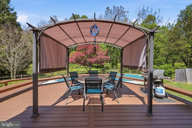 9509 SNYDER MILL CT, Montgomery Village, MD 20886