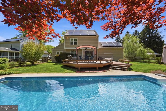 9509 SNYDER MILL CT, Montgomery Village, MD 20886