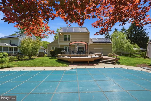 9509 SNYDER MILL CT, Montgomery Village, MD 20886