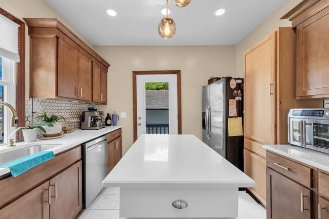 4917 19th AVENUE, Kenosha, WI 53140