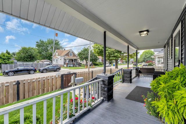 4917 19th AVENUE, Kenosha, WI 53140