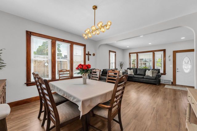 4917 19th AVENUE, Kenosha, WI 53140