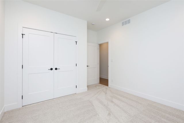 8233 Mahon Court, Johnston, IA 50131