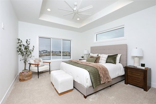 8233 Mahon Court, Johnston, IA 50131