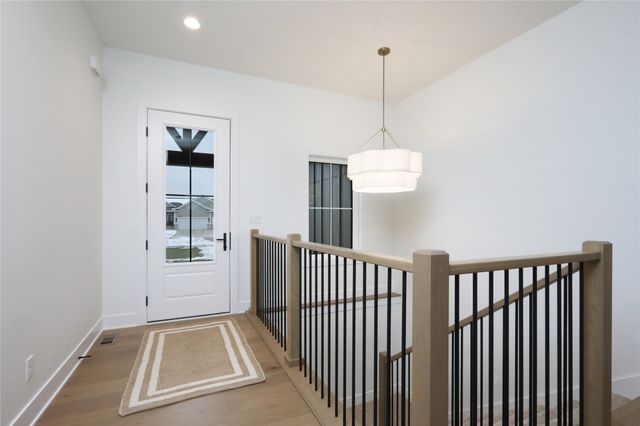 8233 Mahon Court, Johnston, IA 50131