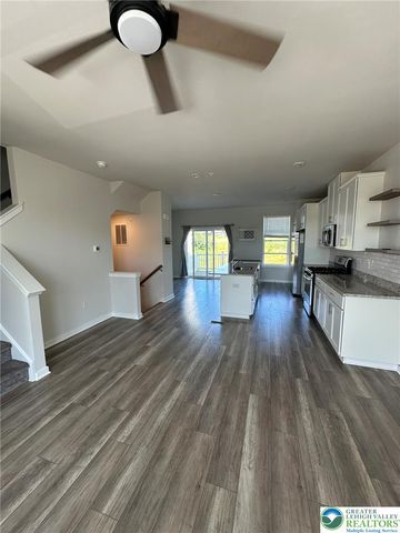 7614 Clayton Ave, Upper Saucon Twp, PA 18036