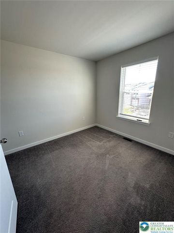 7614 Clayton Ave, Upper Saucon Twp, PA 18036