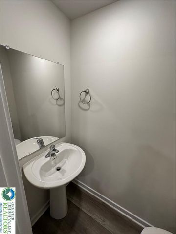 7614 Clayton Ave, Upper Saucon Twp, PA 18036