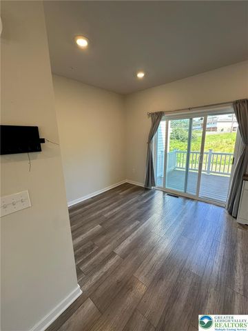 7614 Clayton Ave, Upper Saucon Twp, PA 18036