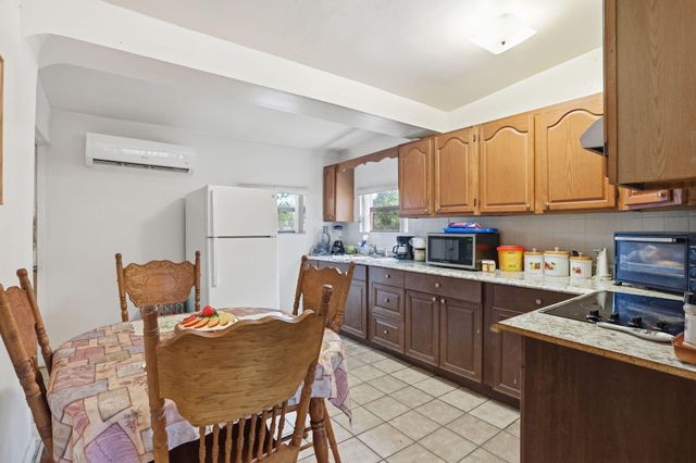 131 Ficus Tree Drive, Lantana, FL 33462