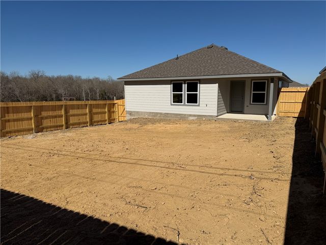 1285 Wilkins Valley St, Brenham, TX 77833