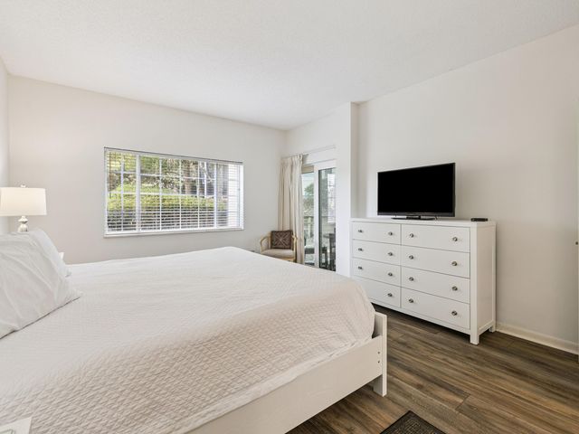 5246 Tivoli Drive 5246, Miramar Beach, FL 32550